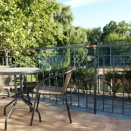 Garden Club Panzio *