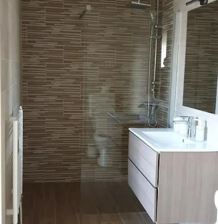 Garden Club Panzió Alojamento de Acomodação e Pequeno-almoço