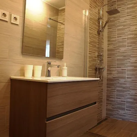 Garden Club Panzio לינה וארוחת בוקר Balatonmáriafürdő