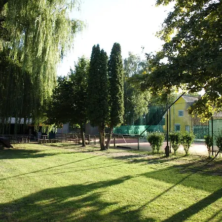 Garden Club Panzio Balatonmariafurdo