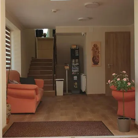 Bed & Breakfast Garden Club Panzio 3*