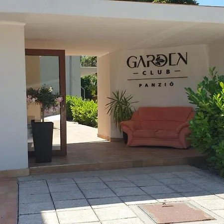 Garden Club Panzió Balatonmáriafürdő
