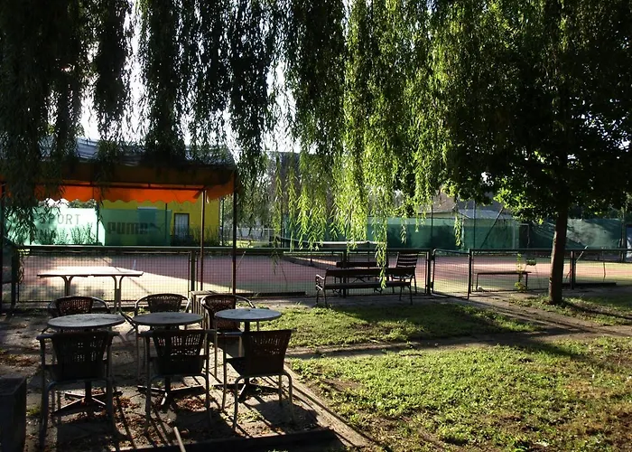 Garden Club Panzió Balatonmáriafürdő