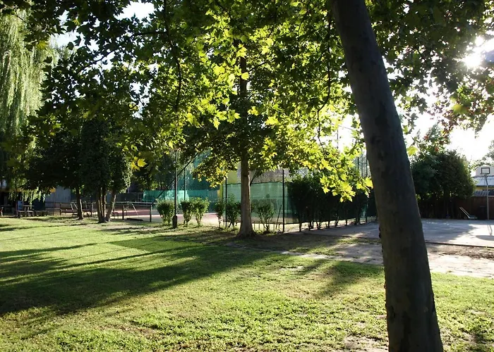 Garden Club Panzio Bed & Breakfast Balatonmáriafürdő