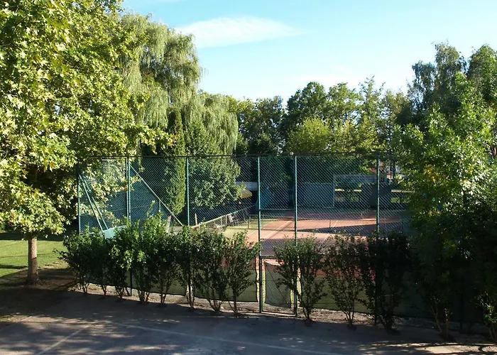 Garden Club Panzió