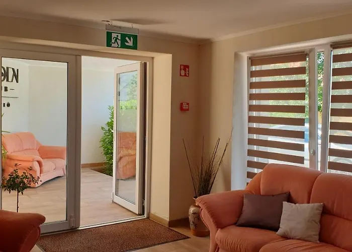 Bed and Breakfast Garden Club Panzio Balatonmáriafürdő